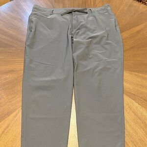 Magellan Outdoors Men's Charcoal Chinos